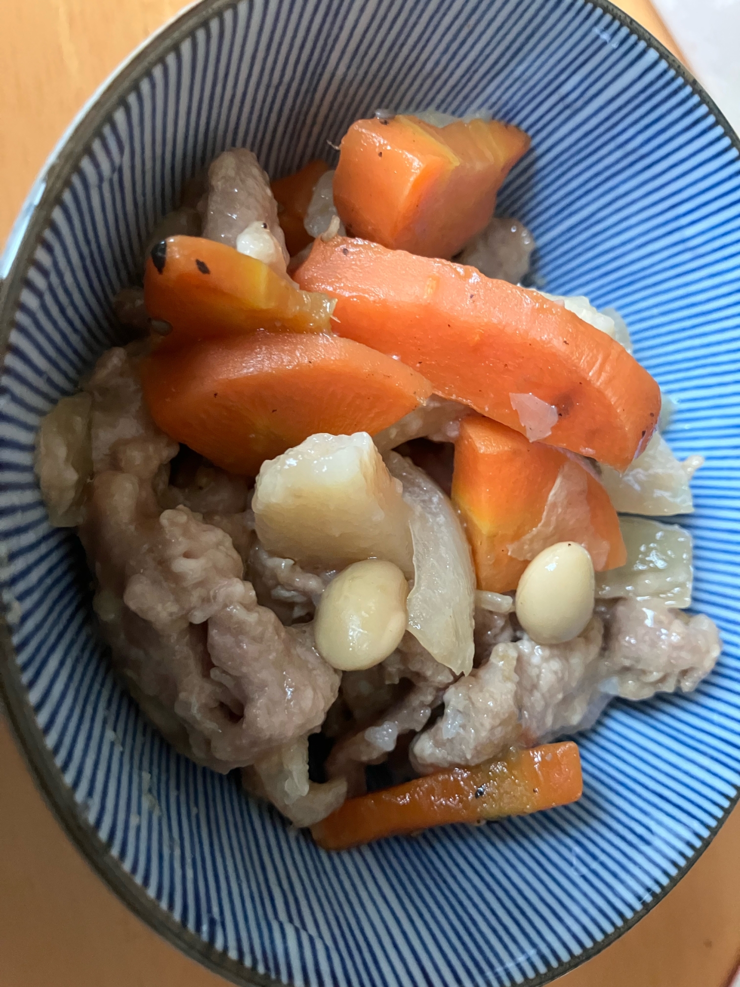 人参とさつまいもの豚肉豆炒め