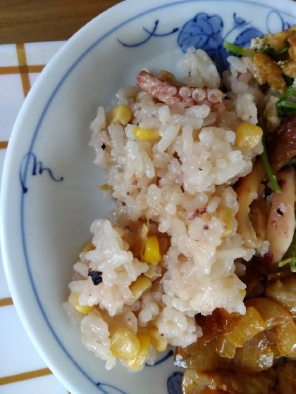 子供が爆食！ウインナーとコーンの炊き込みご飯