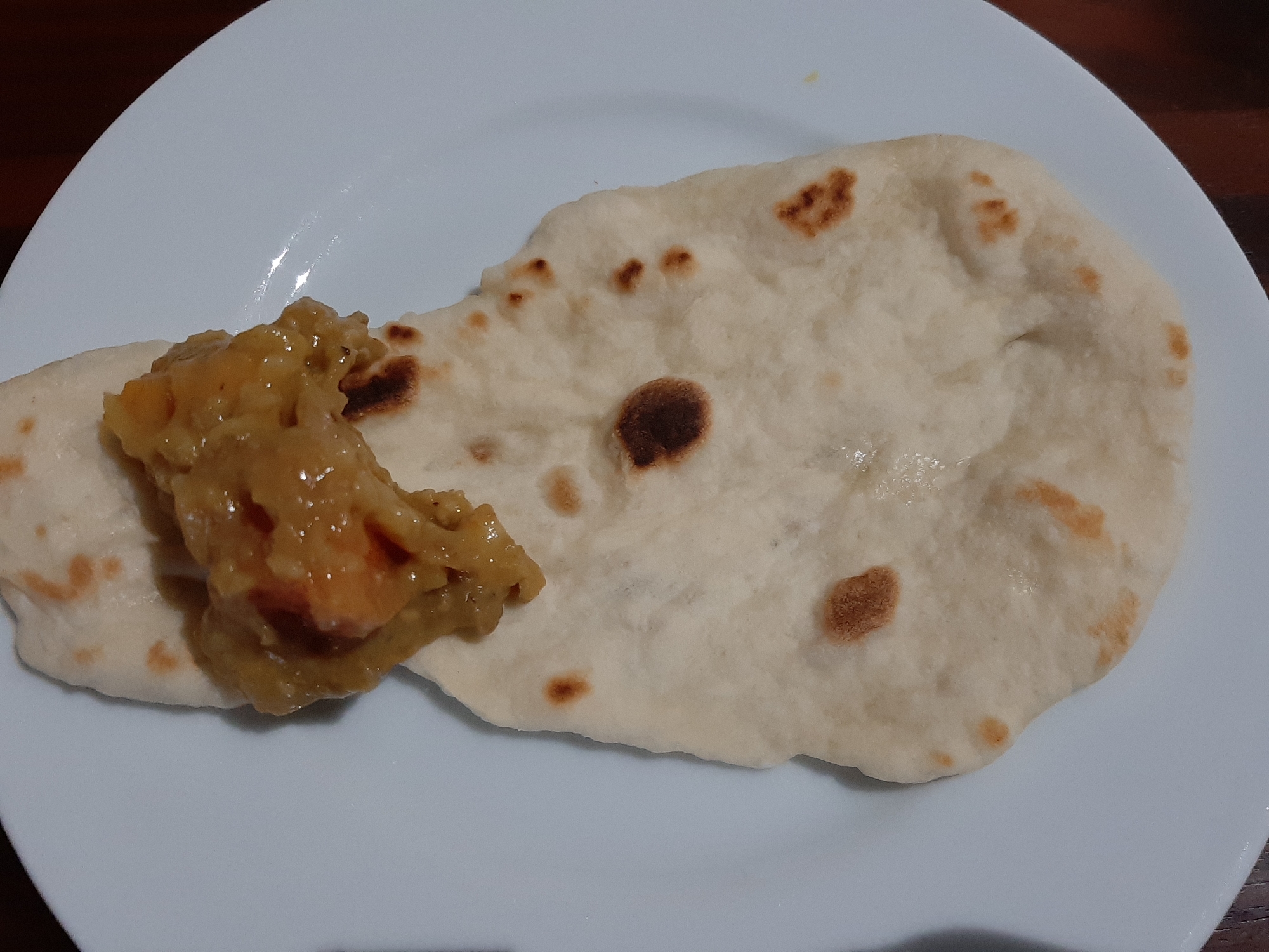 余ったカレーと手作りナン