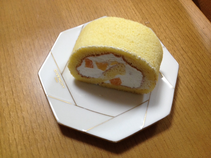 コンビニスイーツを再現！もっちもちロールケーキ