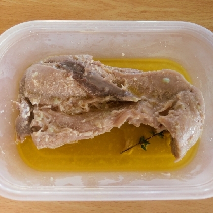 手作りツナ マグロのコンフィ レシピ 作り方 By 茉弓 楽天レシピ 手作りツナ マグロのコンフィ レシピ 作り方 By 茉弓 楽天レシピ