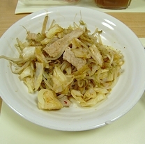 もやしも入っていて食べ応えのある主菜が完成しました。とっても美味しかったです。
（-＾〇＾-）