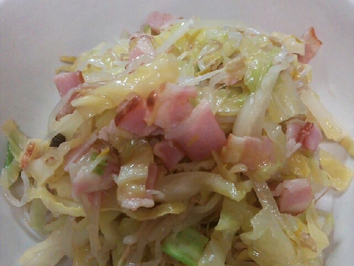 もやしキャベツベーコンのコンソメ炒め レシピ 作り方 By つれもん 楽天レシピ もやしキャベツベーコンのコンソメ炒め レシピ 作り方 By つれもん 楽天レシピ