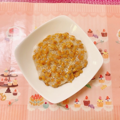 いつもと違う味付け初めてたべました！焼き肉のタレも納豆に相性ぴったりですෆ(´ ᎑ `⑉︎)ෆ˚*ナイスなアイデアをありがとうございます♡