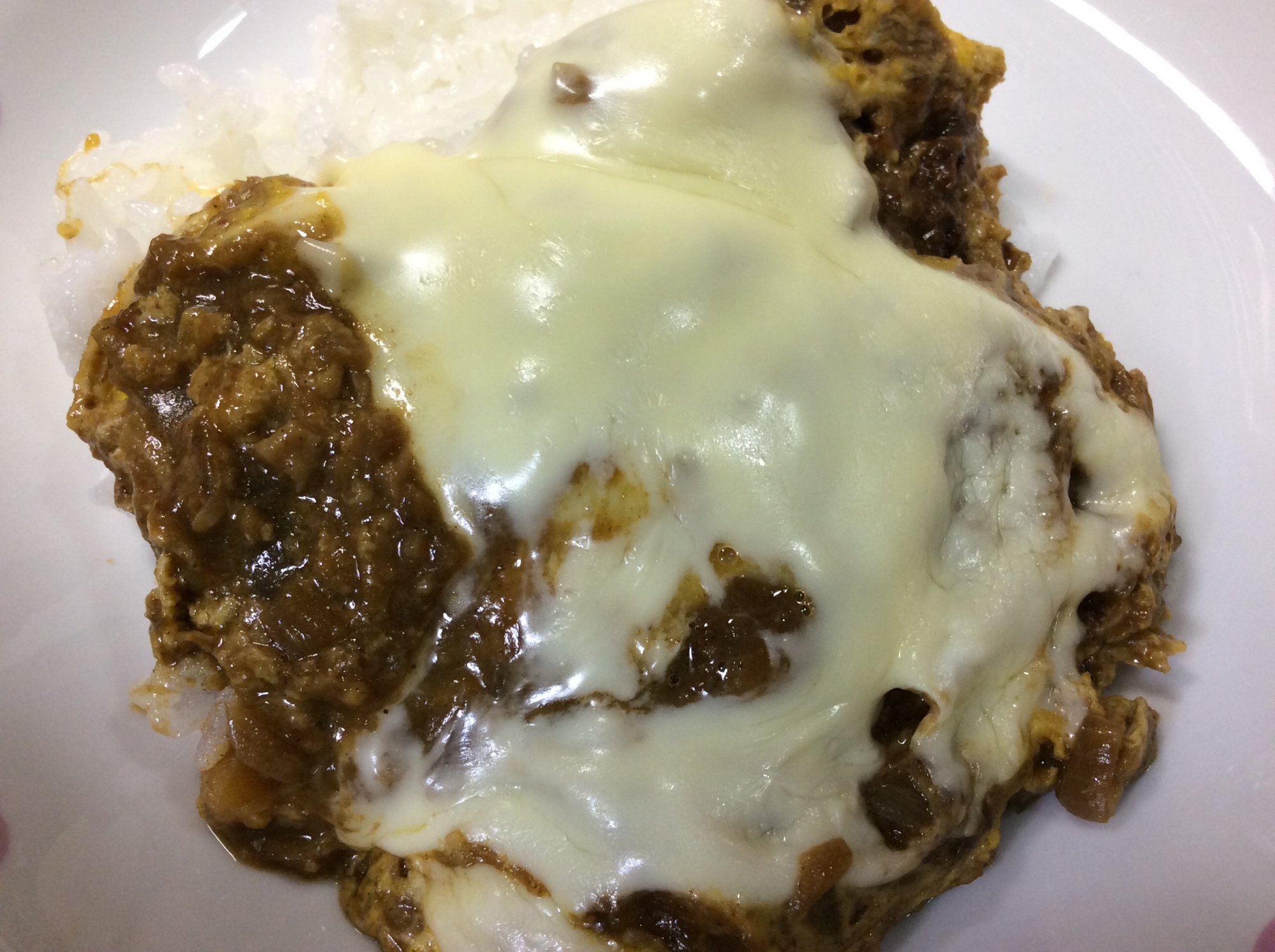 カレーの卵とチーズ混ぜ丼