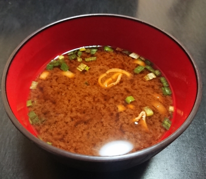 麩、海藻の味噌汁