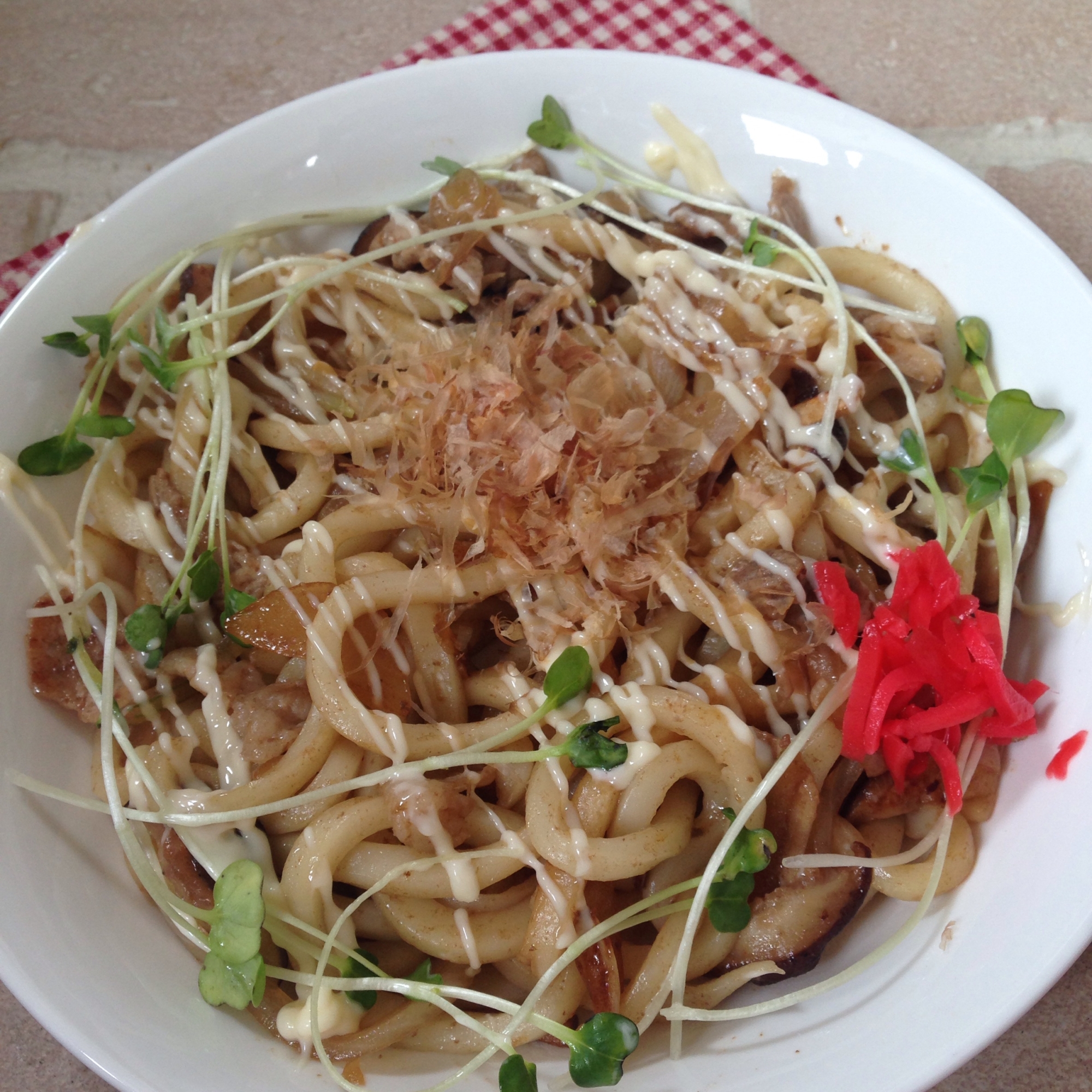 豚と椎茸de焼きうどん♪