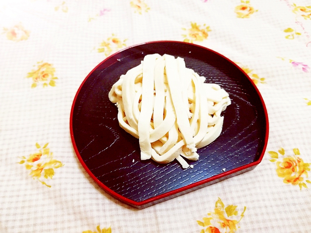 椎茸風味♪米粉の手作り麺