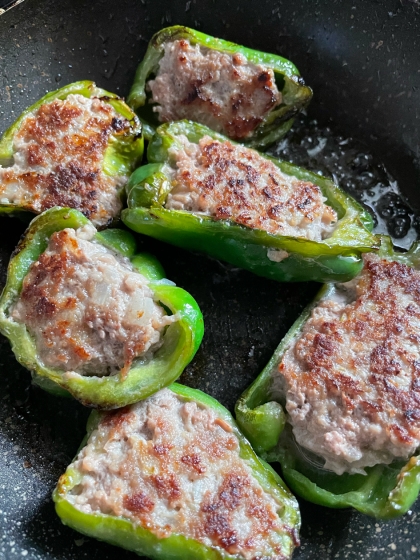 ニラ入り✿肉詰めピーマン焼き