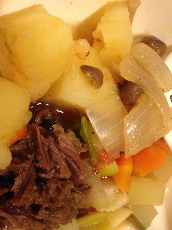 じゃがいもとたまねぎと人参と牛肉のコンソメ煮 レシピ 作り方 By Tommeg12 楽天レシピ じゃがいもとたまねぎと人参と牛肉のコンソメ煮 レシピ 作り方 By Tommeg12 楽天レシピ