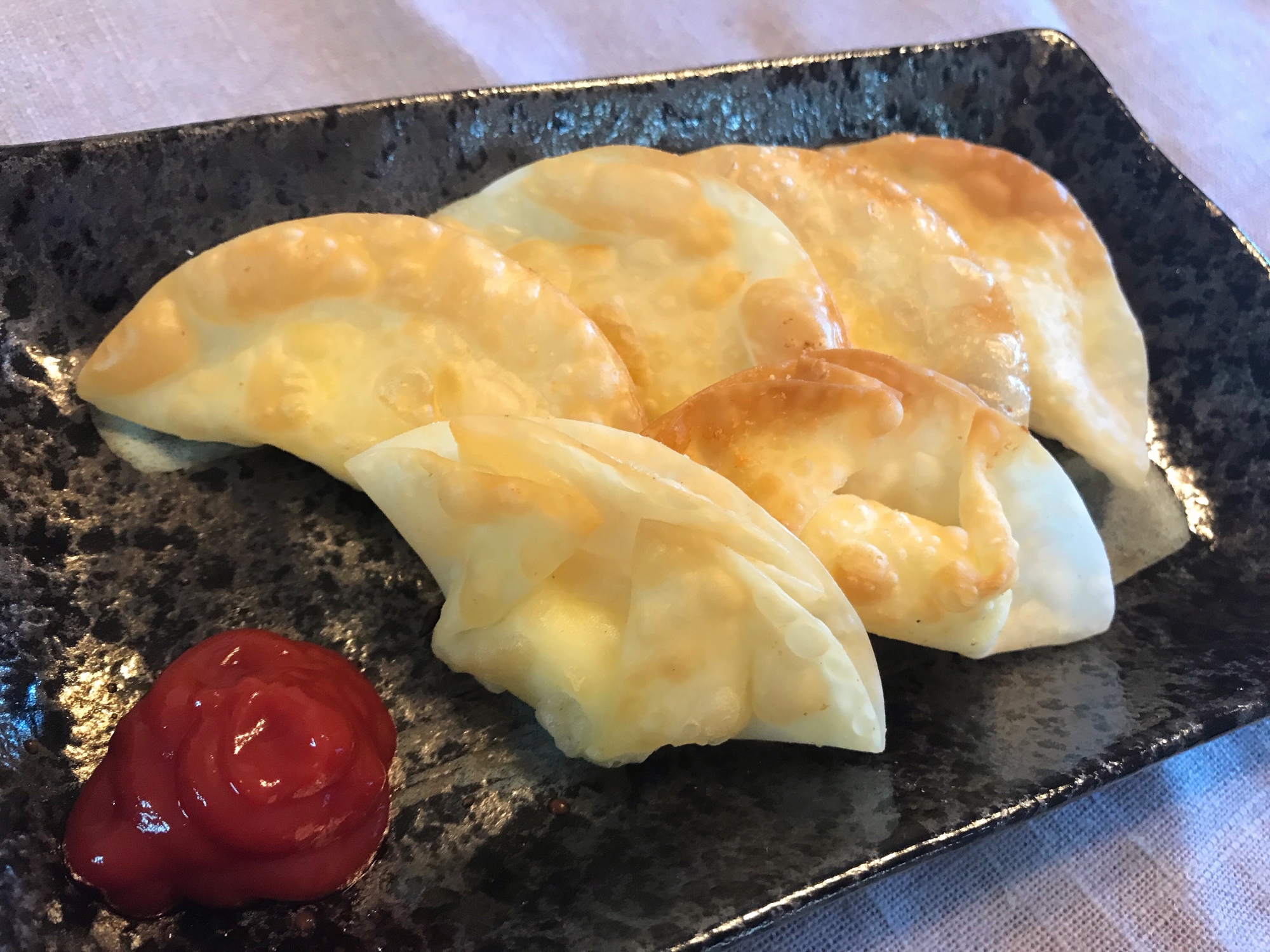 ベビーチーズで！カリカリチーズ餃子