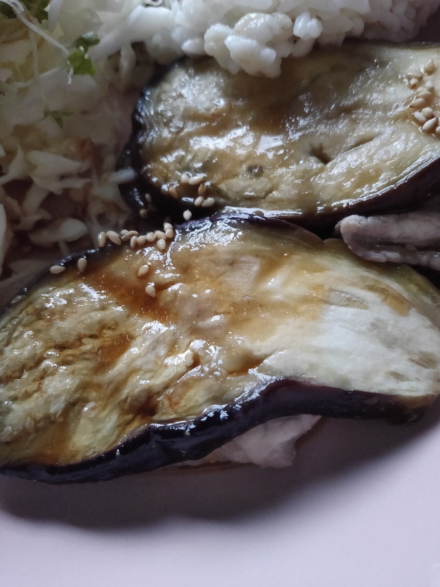 ナスの豚肉料理大葉挟み焼き