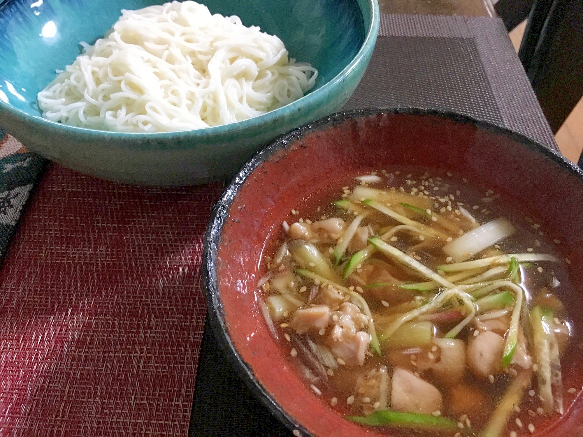 鶏モモ肉で☆鴨南蛮風そうめん