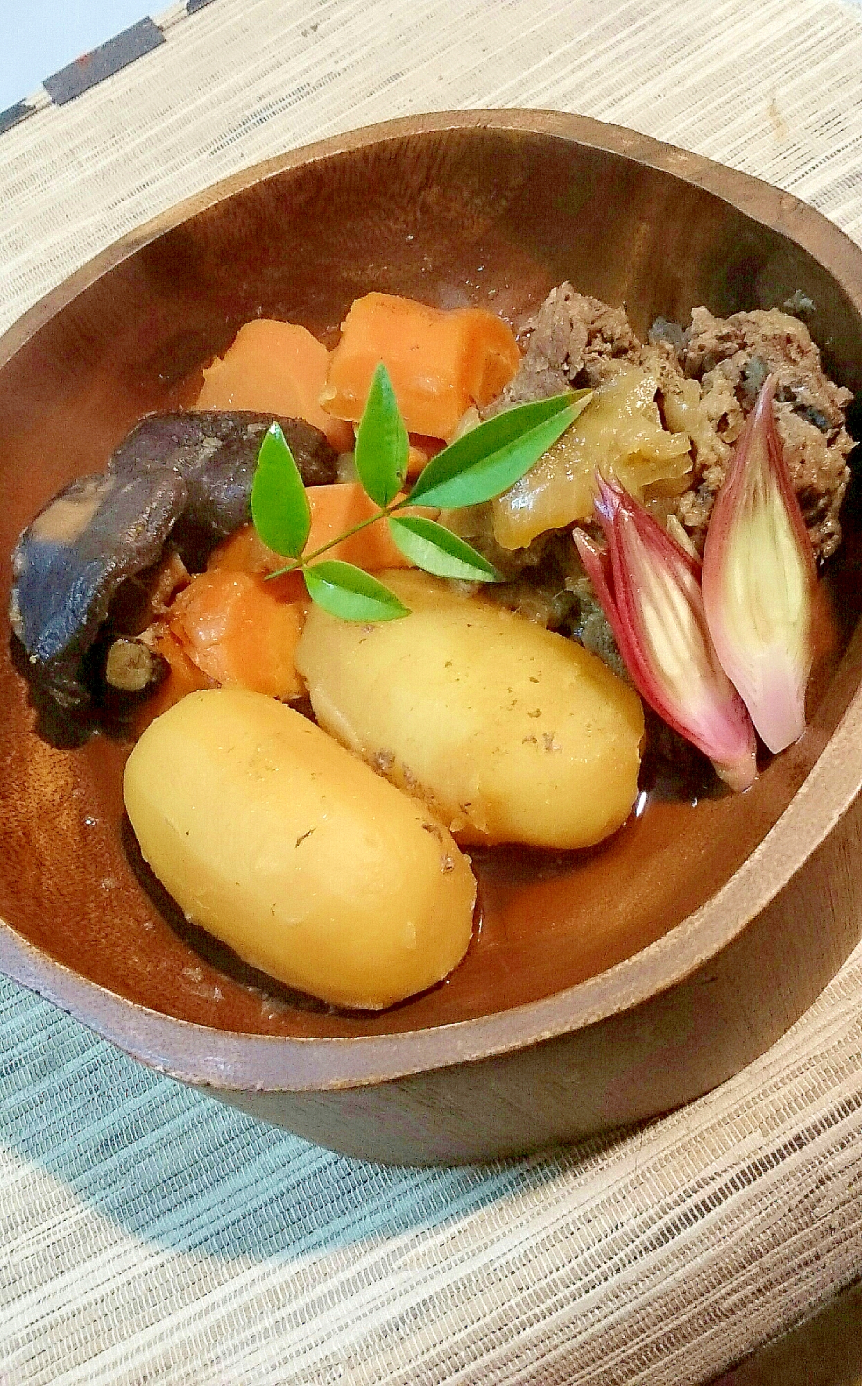 電気圧力鍋で 柔らか肉じゃが レシピ 作り方 By 所沢とっくん 楽天レシピ