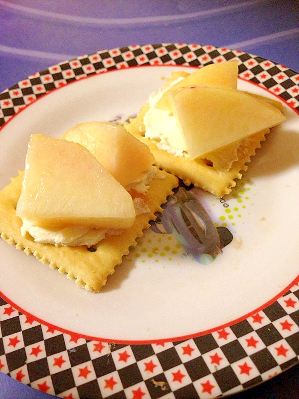 クラッカーの桃クリームチーズ レシピ 作り方 By ろみちゃん 楽天レシピ