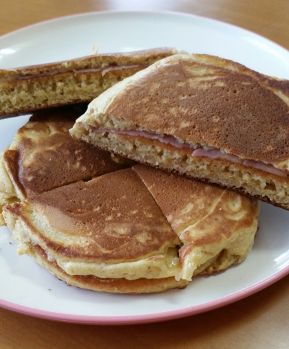 ランチに作りました！
こうやって食べるホットケーキも美味しいですね♪
ごちそうさまでした～♪