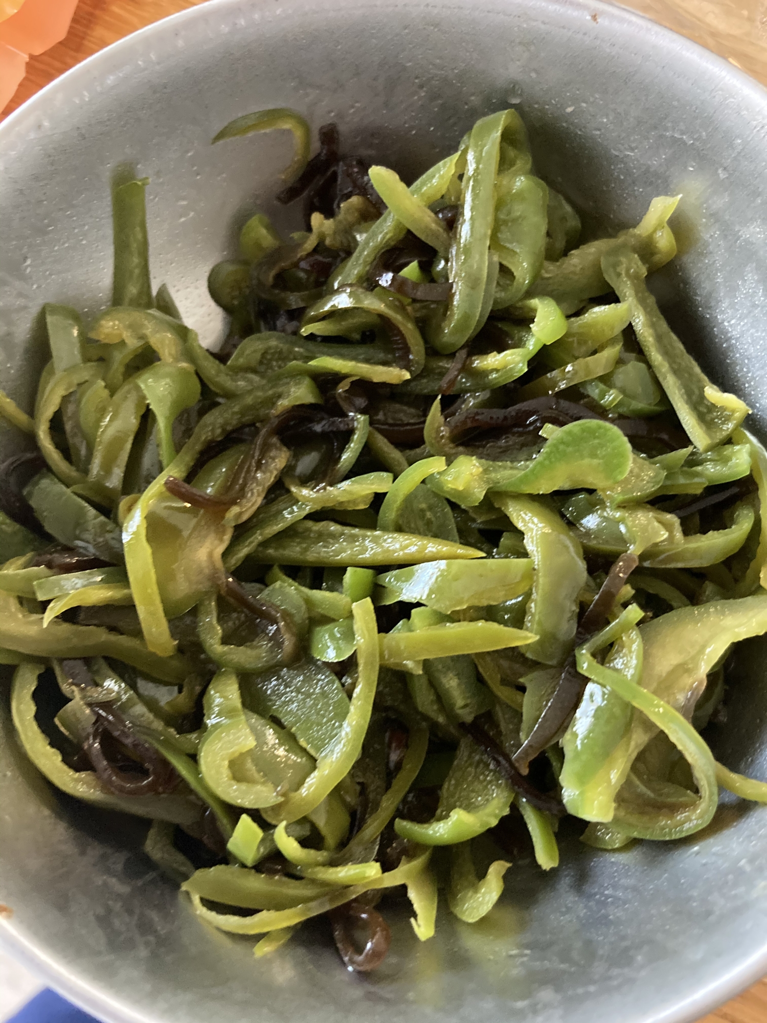 塩昆布ピーマン　炒め物
