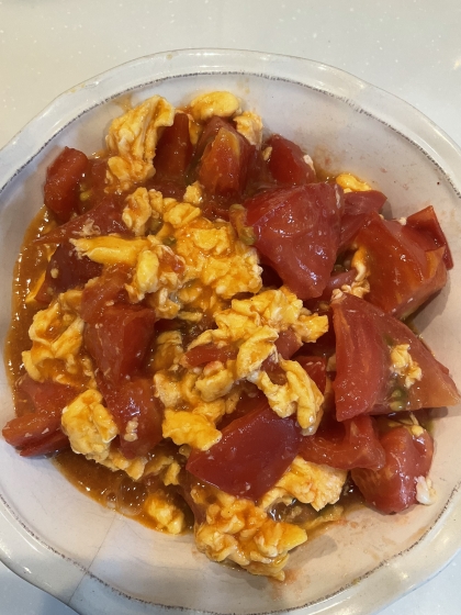【赤ワインに合う】ふわふわ卵とトマトの中華炒め