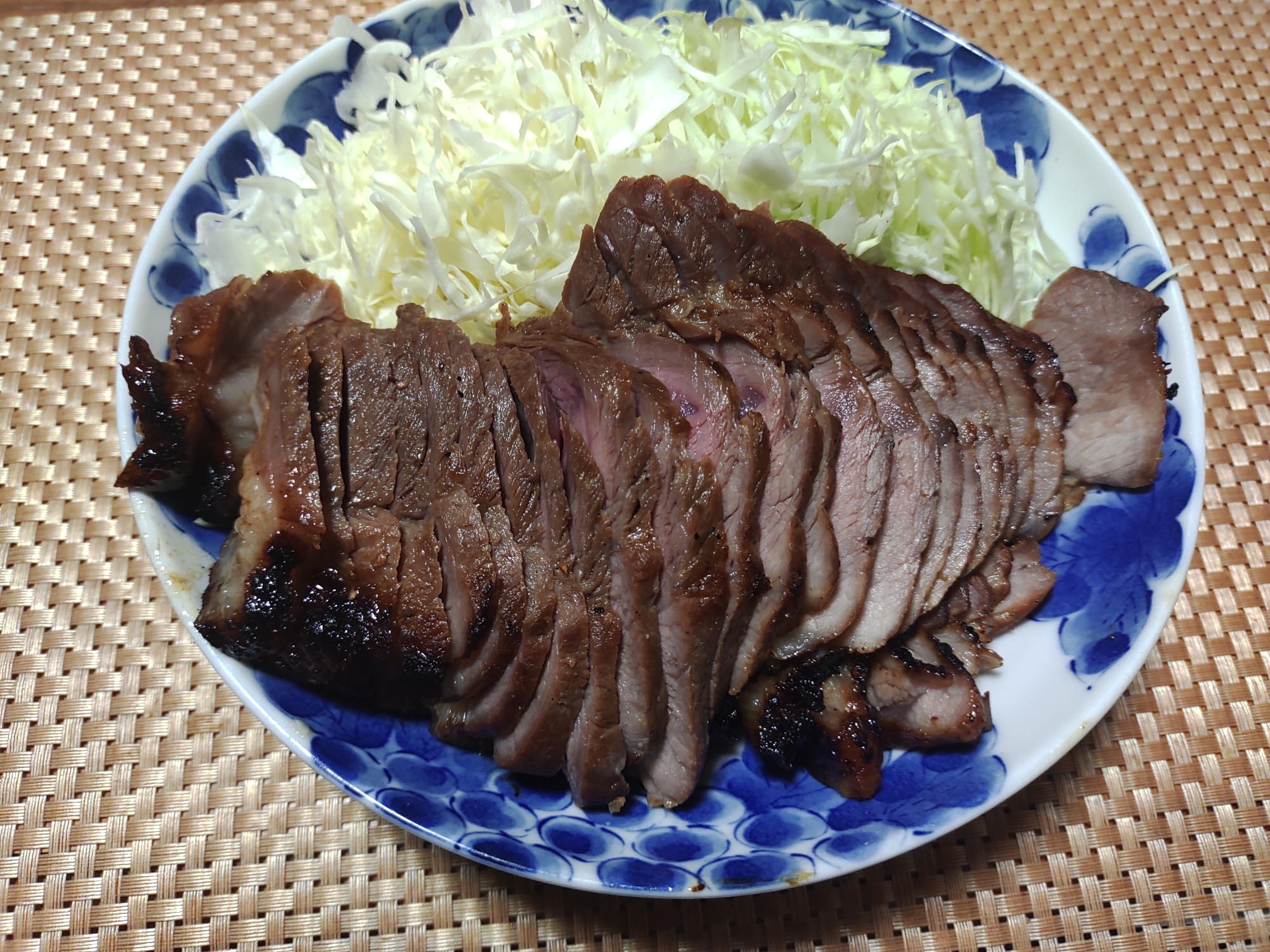 豚肩ロースで醤油チャーシュー