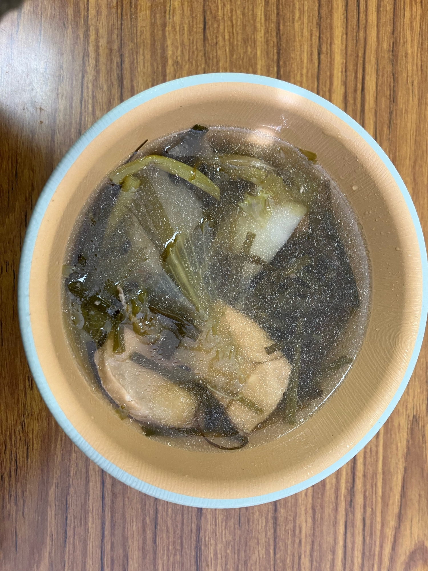 見切り野菜も煮込んじゃえ！ブリとサラダ野菜のスープ