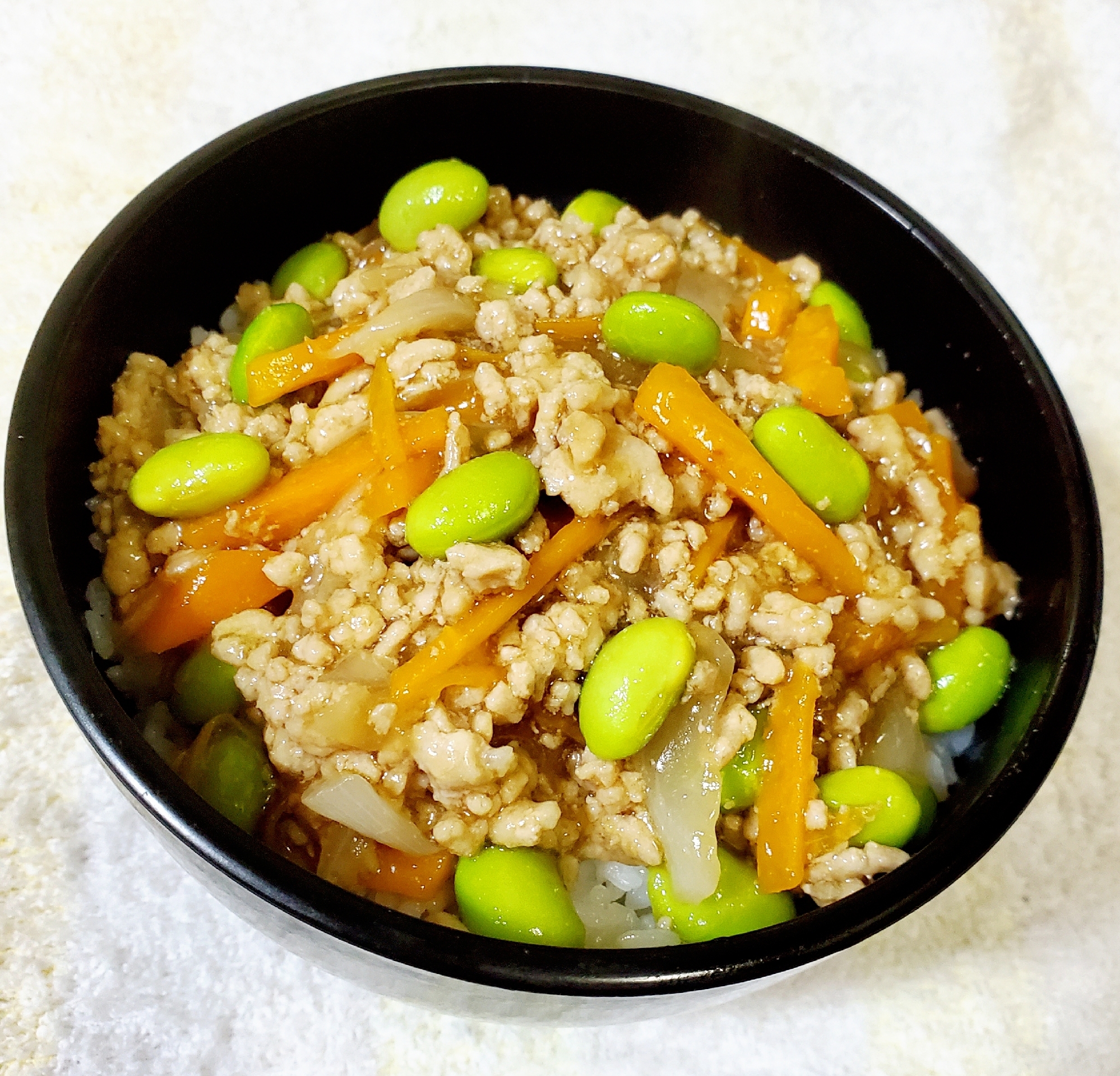 豚肉と枝豆のそぼろ丼