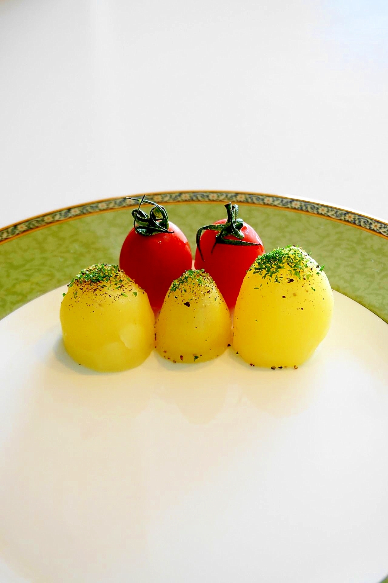 付け合わせに～レンジで時短・簡単！蒸しじゃがいも