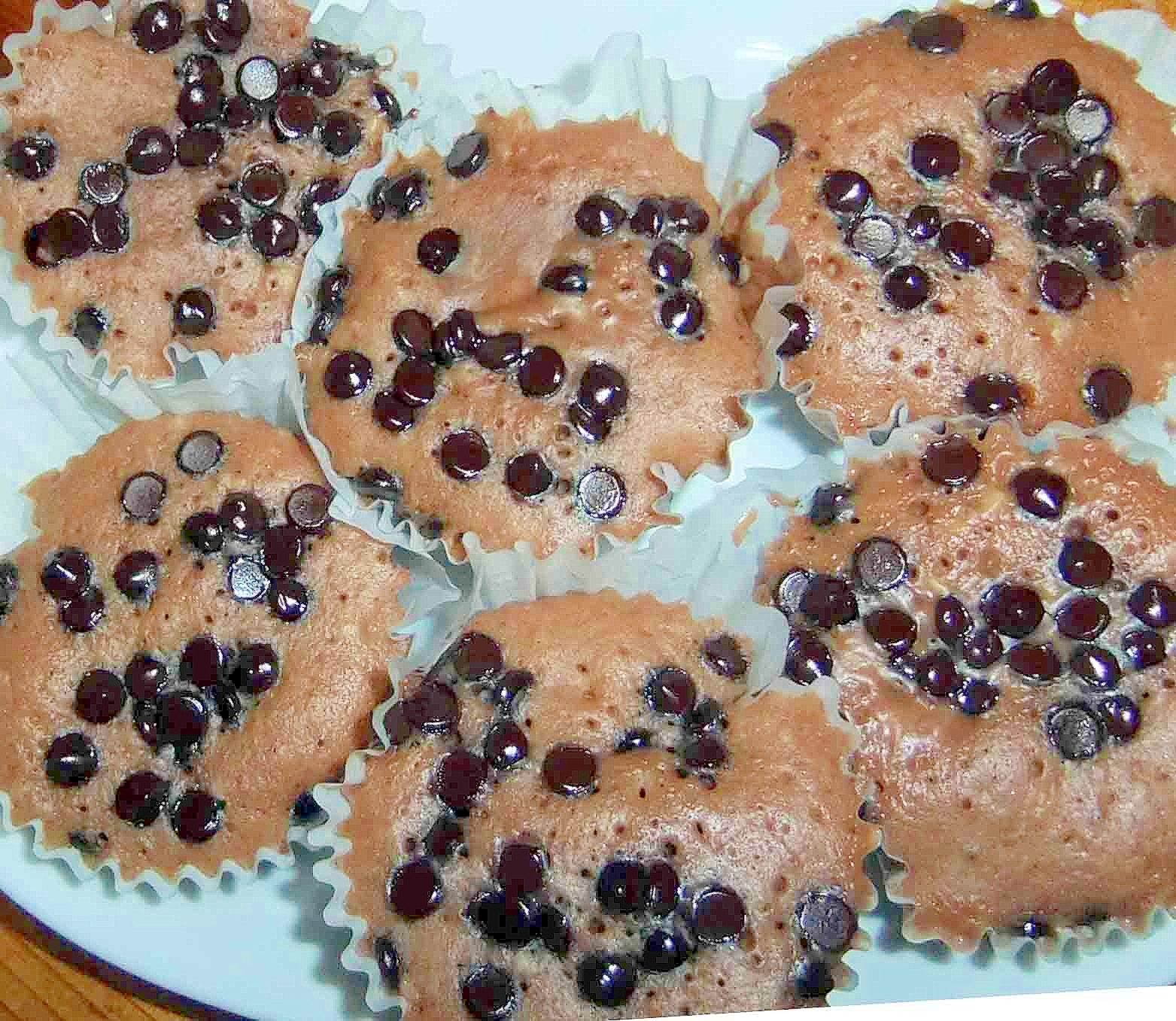 レンジで　チョコチップカップケーキ