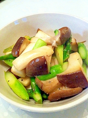 5分で簡単 アスパラとエリンギのソテー レシピ 作り方 By Bondibeach 楽天レシピ