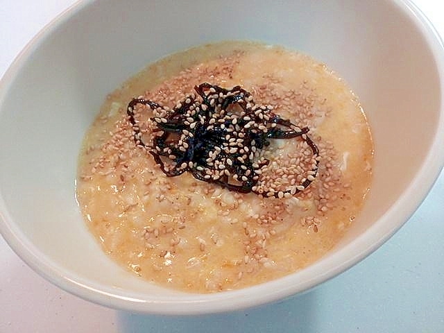 うどんつゆで　卵と昆布佃煮と白ごまの雑炊