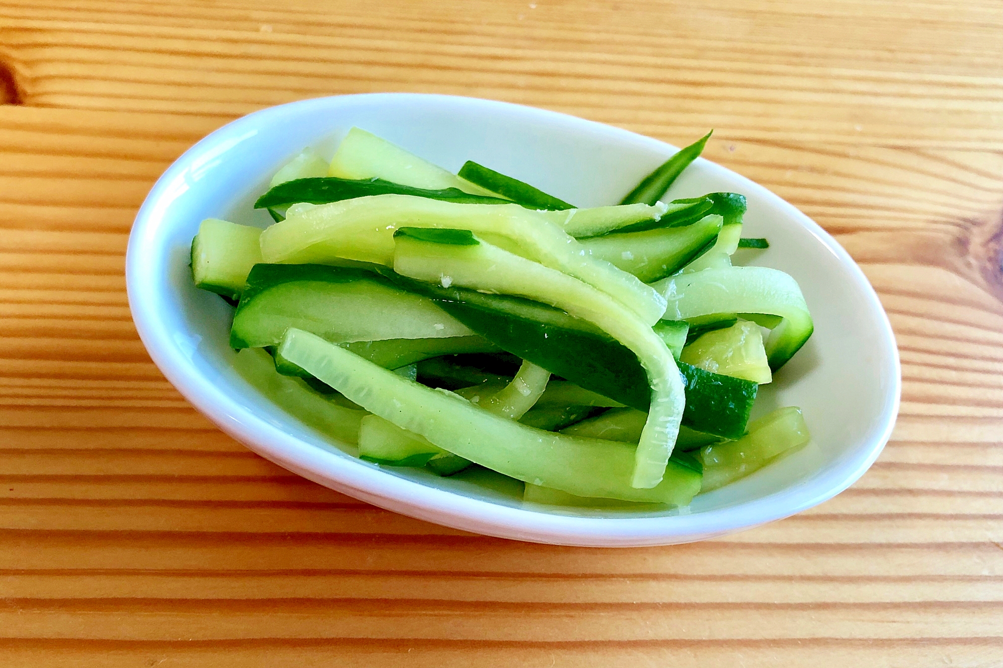 箸休めに☆きゅうりの麺つゆわさび浸し