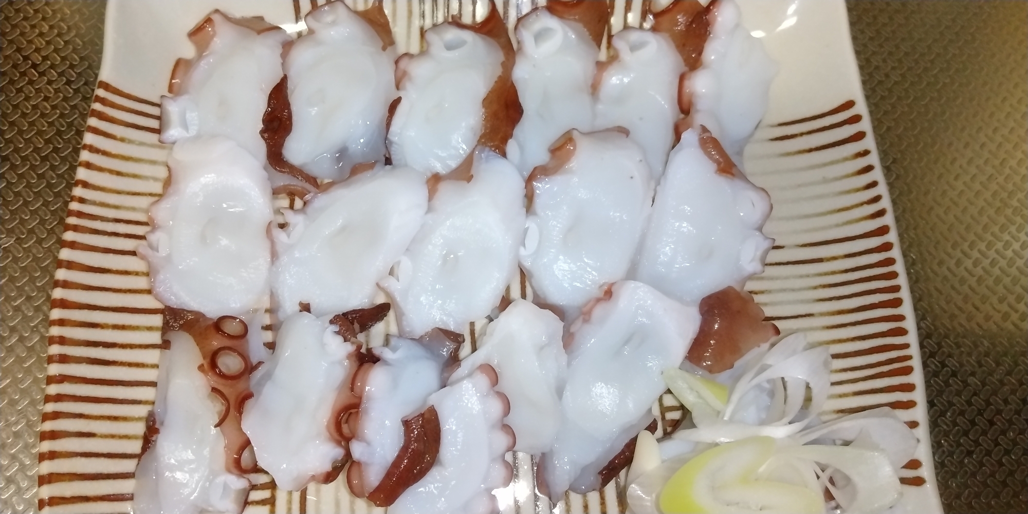 簡単 タコの下処理 刺身 レシピ 作り方 By Milk Mama 楽天レシピ 簡単 タコの下処理 刺身 レシピ 作り方 By Milk Mama 楽天レシピ