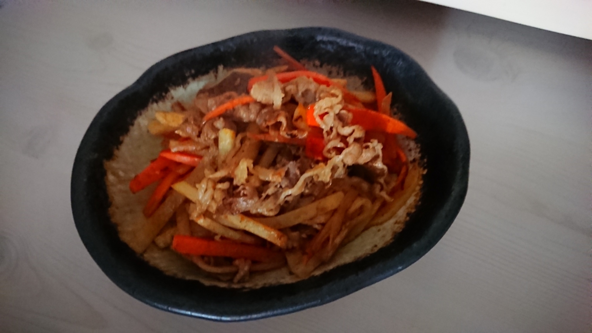 豚肉野菜のカレー風味！