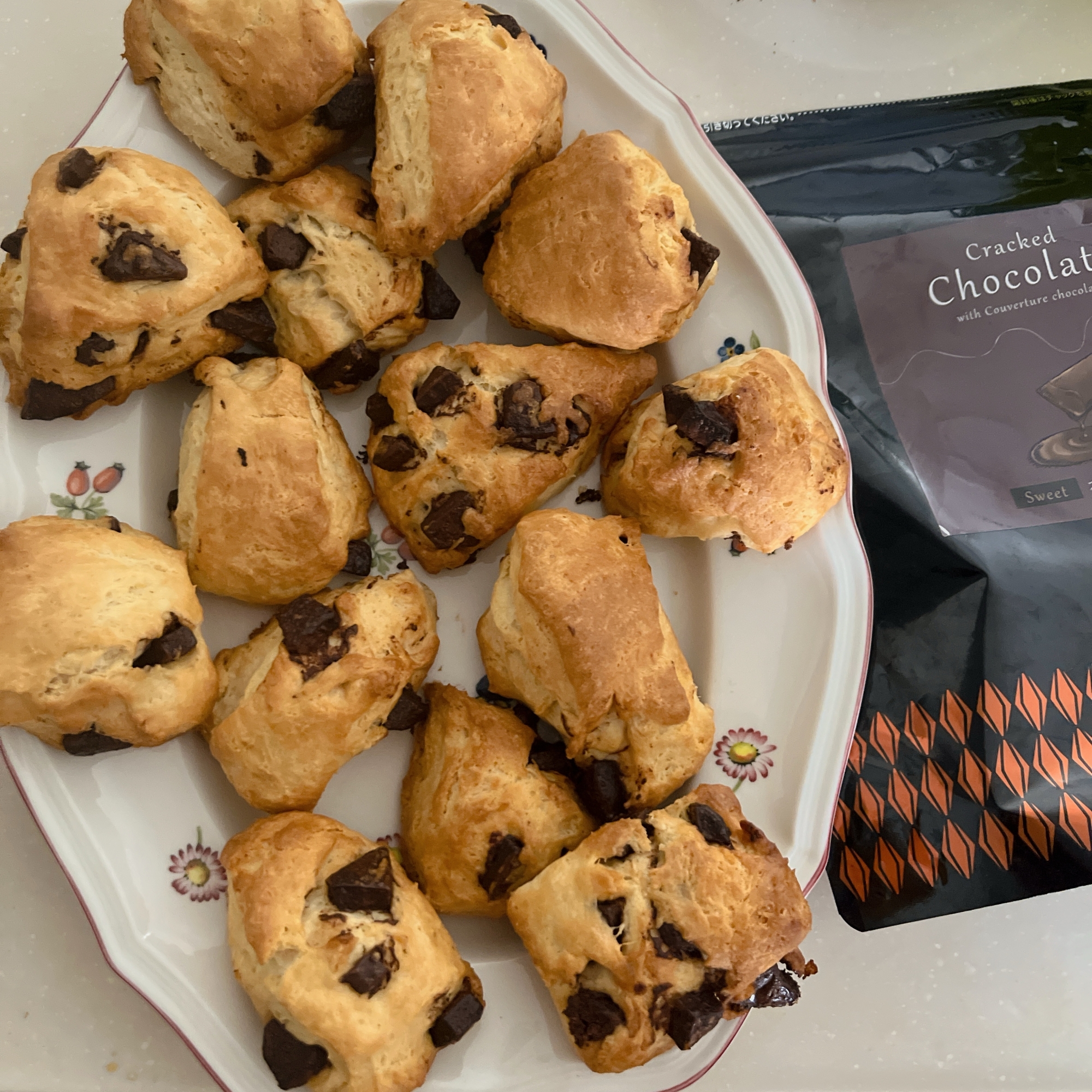 割れチョコで！サクふわ軽い！チョコチャンクスコーン