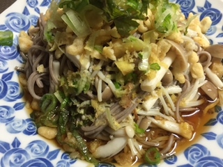簡単冷やしキノコそば
