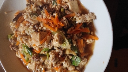 野菜たっぷり！ 卵入り炒り豆腐☆
