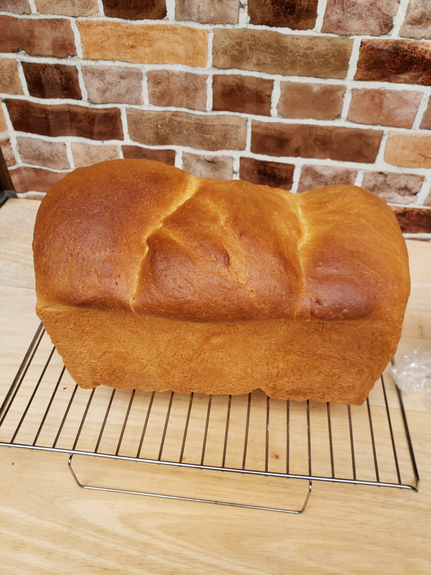 HBコンデンスミルクのミルキー食パン（老麺法）2斤