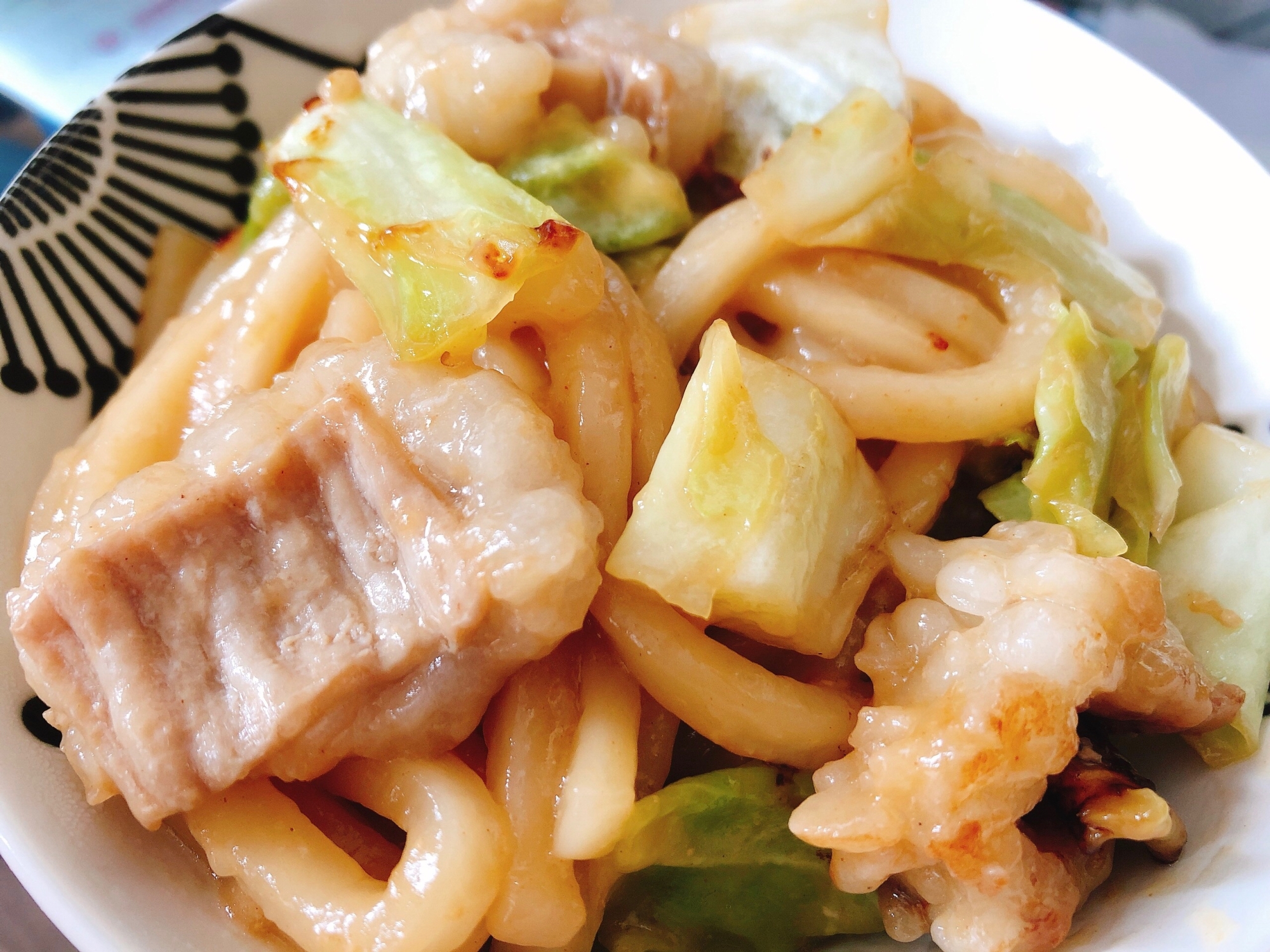 自画自賛!味噌と焼肉のたれで簡単ホルモン焼きうどん