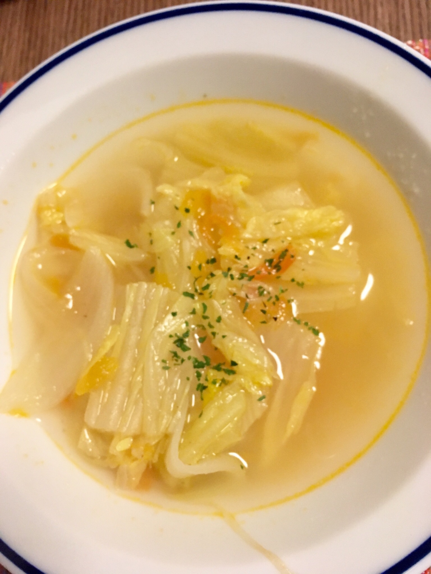 胃が休まる白菜の洋風スープ