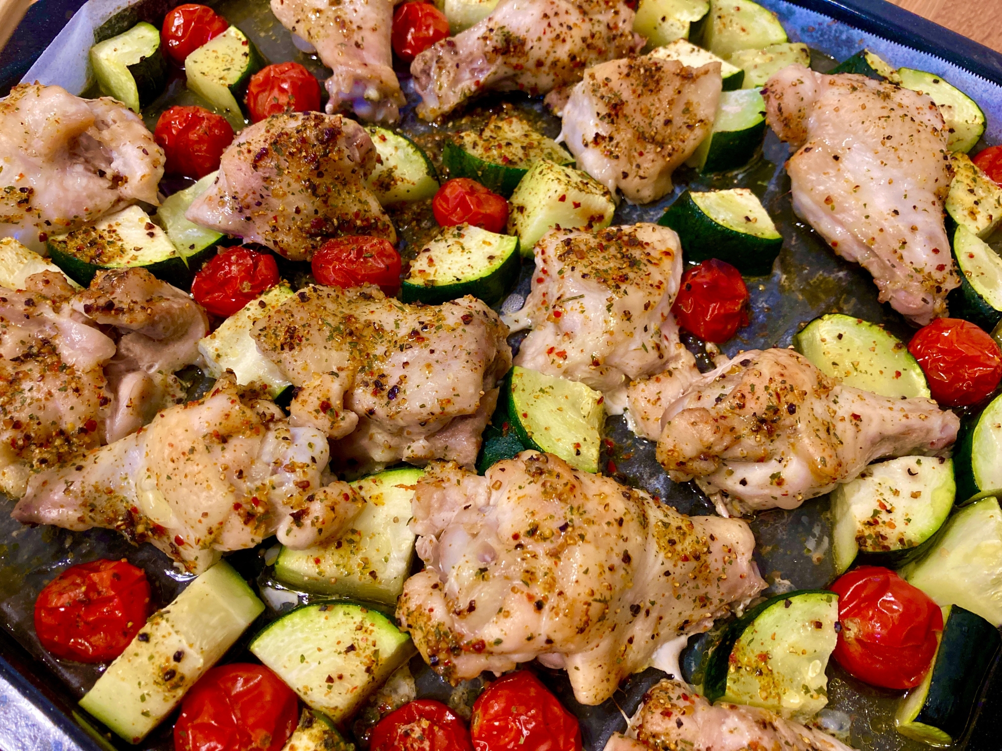 ハーブソルトでお手軽に 鶏肉とズッキーニのグリル レシピ 作り方 By Rurukon 楽天レシピ ハーブソルトでお手軽に 鶏肉とズッキーニのグリル レシピ 作り方 By Rurukon 楽天レシピ