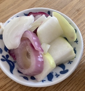 赤玉ネギともやしの温野菜サラダ