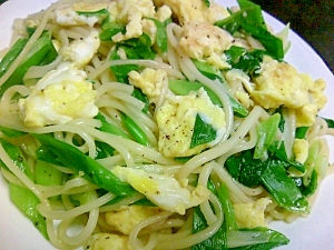 残りものでつくる一人分のお昼　ねぎ焼きそうめん