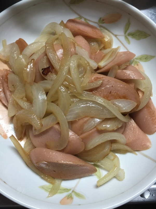 簡単♡魚肉ソーセージ炒め
