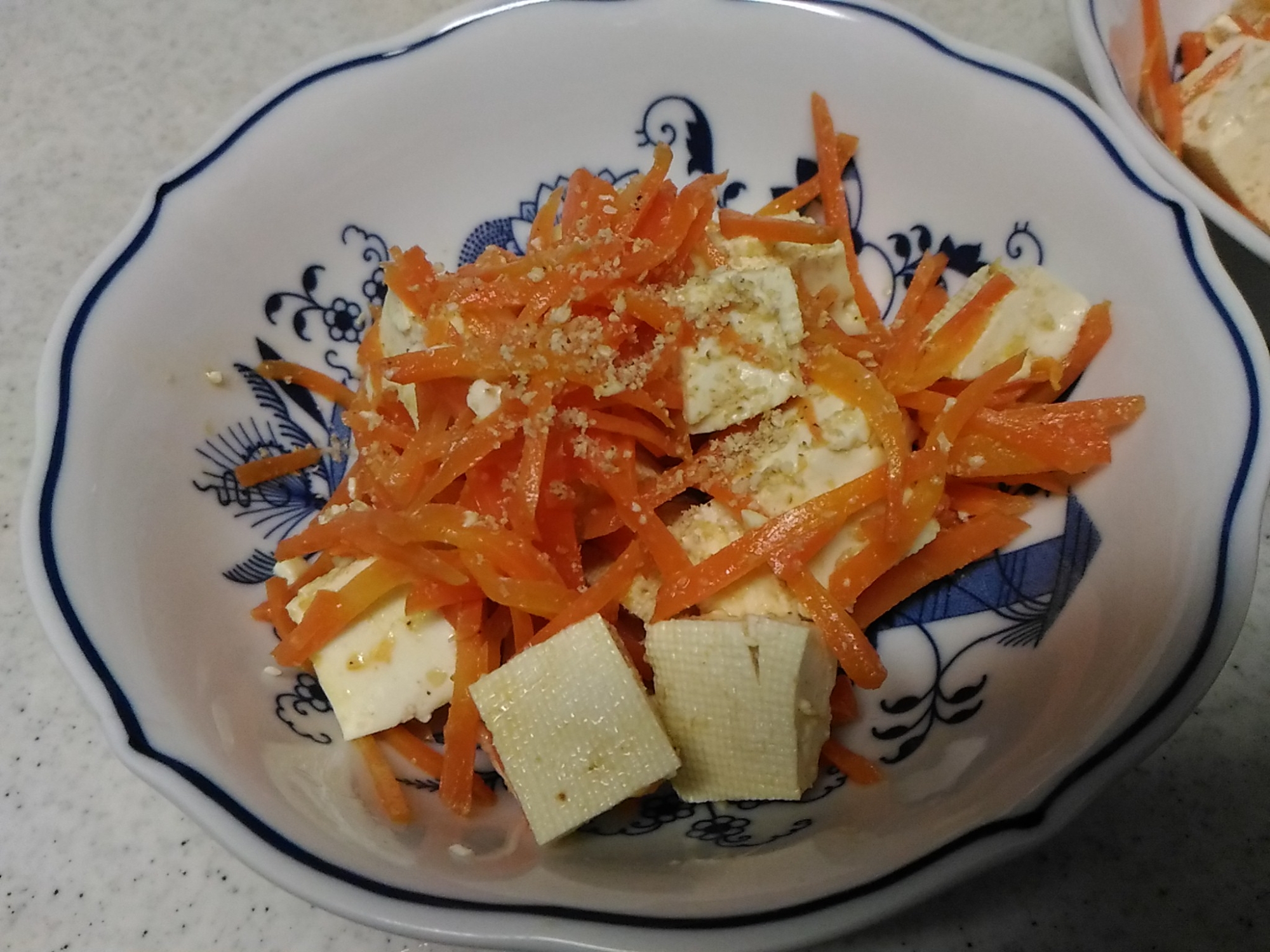 豆腐と人参のナムル風サラダ