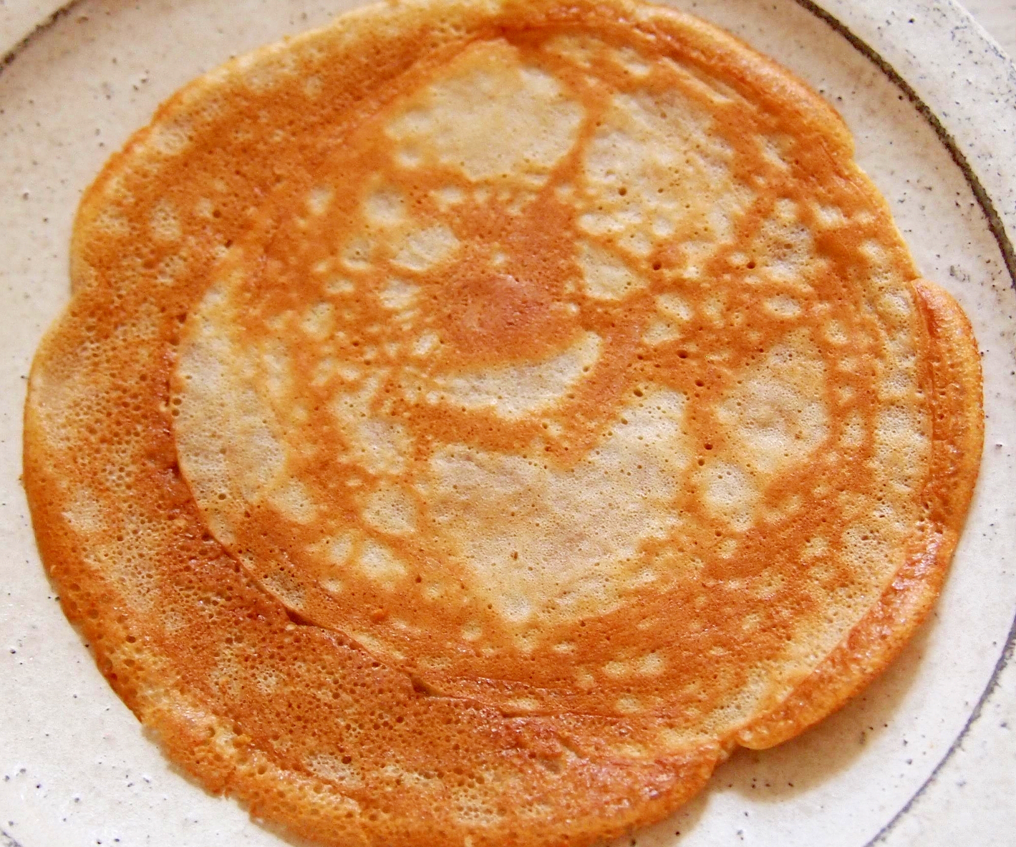 コーヒー風味の大豆粉クレープ