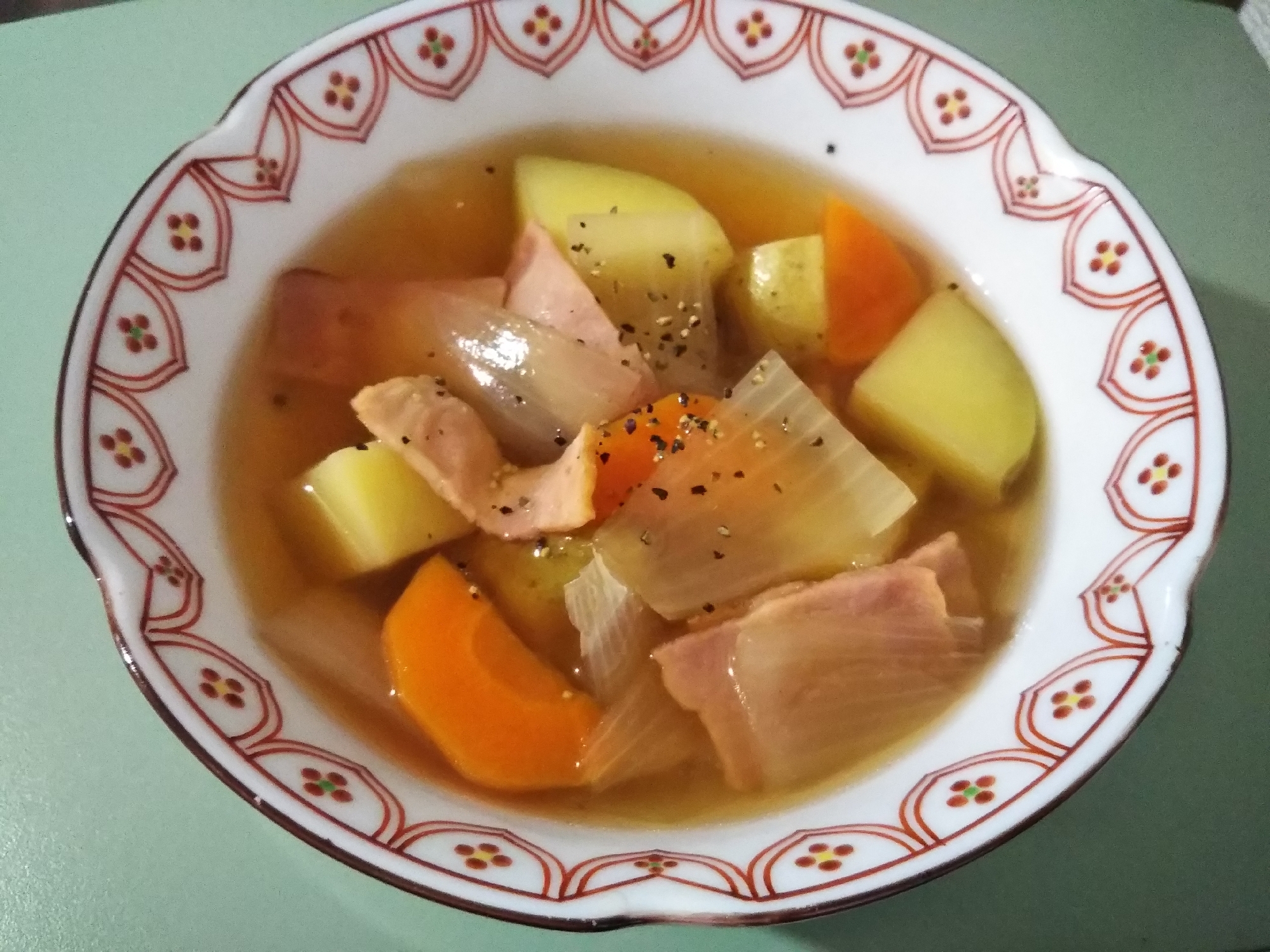 栄養満点！ベジブロスで作る野菜スープ