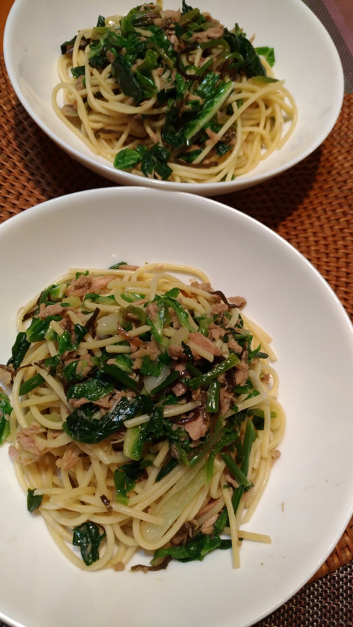 白菜とほうれん草の和風パスタ