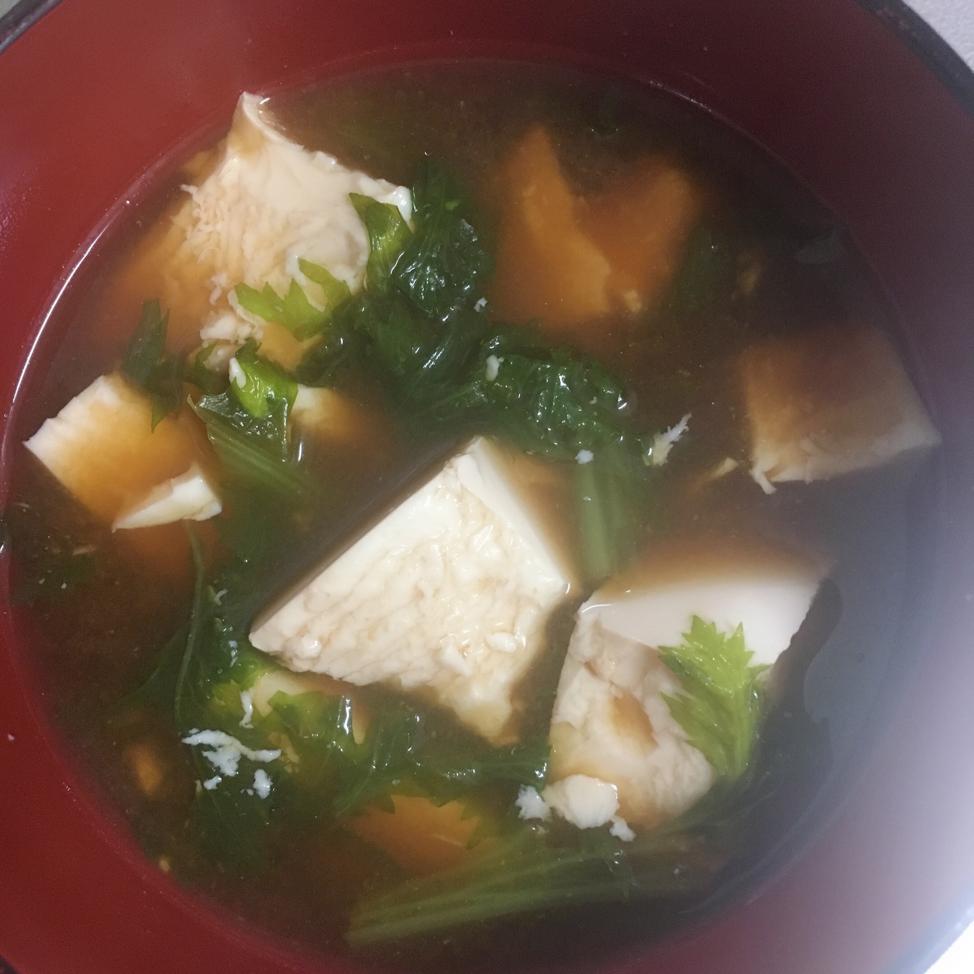 豆腐とわさび菜のお味噌汁