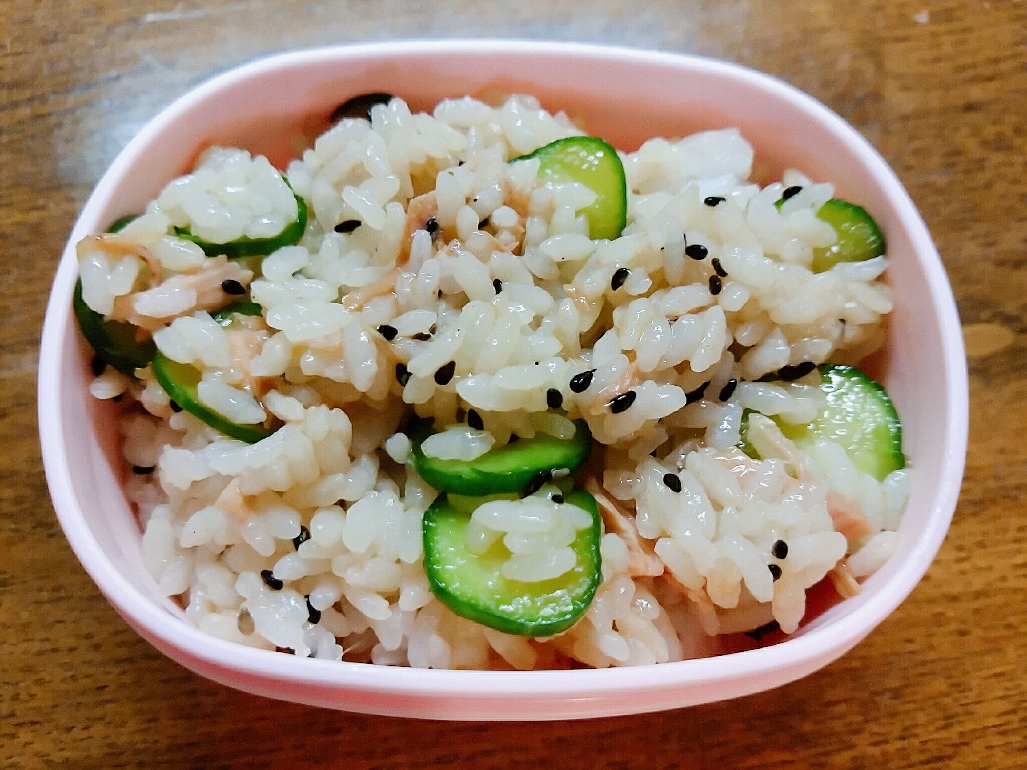 胡瓜とツナの焼き肉のタレ炒めご飯