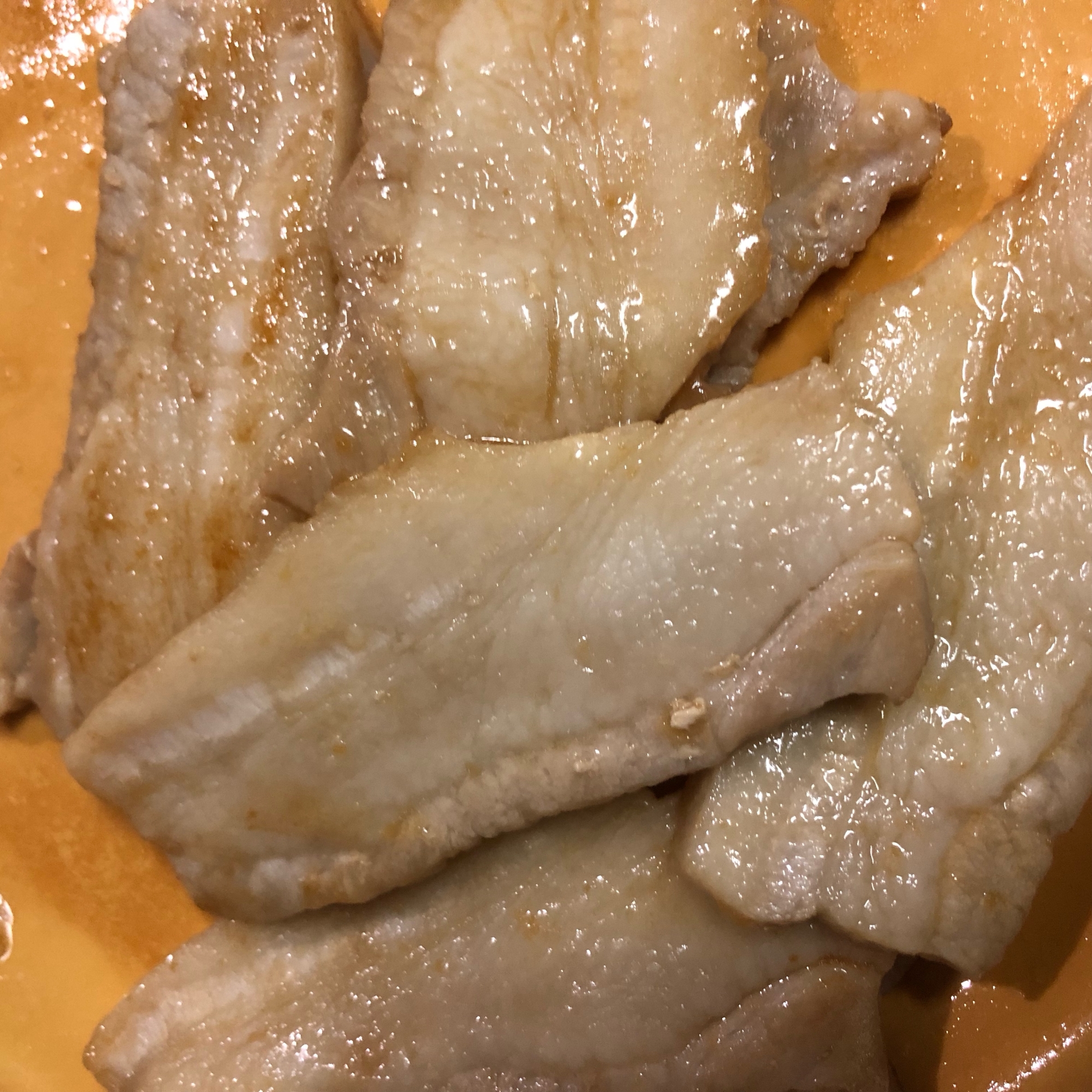 厚切りの豚バラ肉の生姜焼き