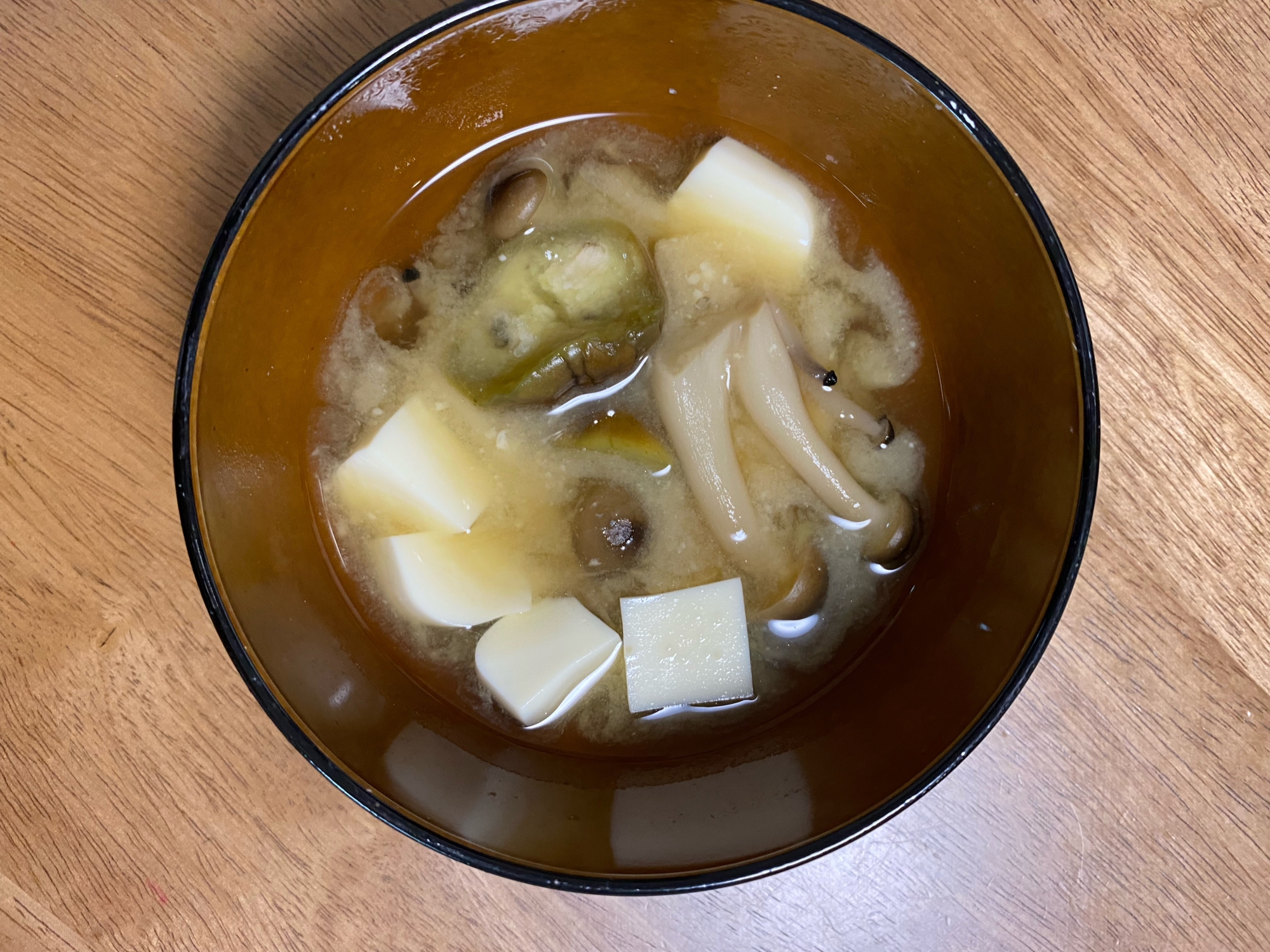 なすとしめじと豆腐のスープ